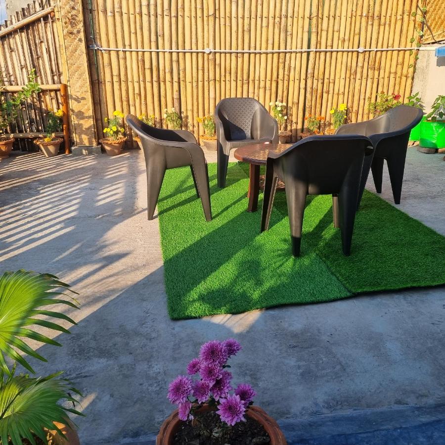 Alohi The Terrace Homestay Tezpur エクステリア 写真