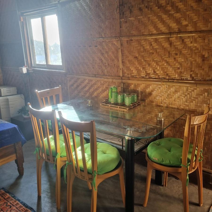 Alohi The Terrace Homestay Tezpur エクステリア 写真