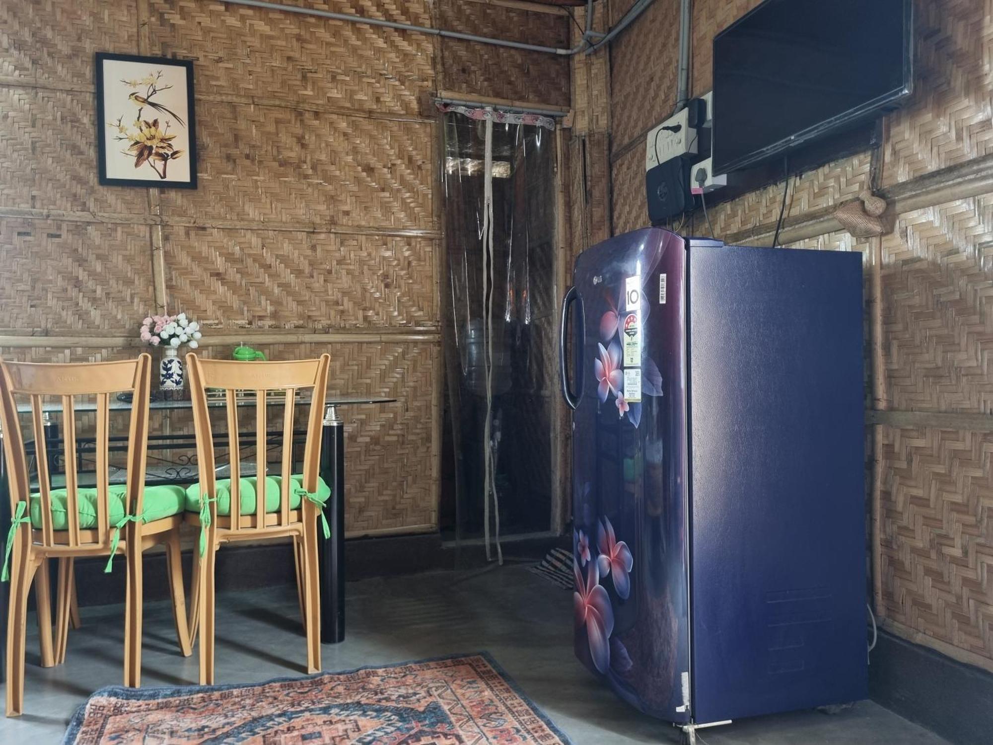 Alohi The Terrace Homestay Tezpur エクステリア 写真