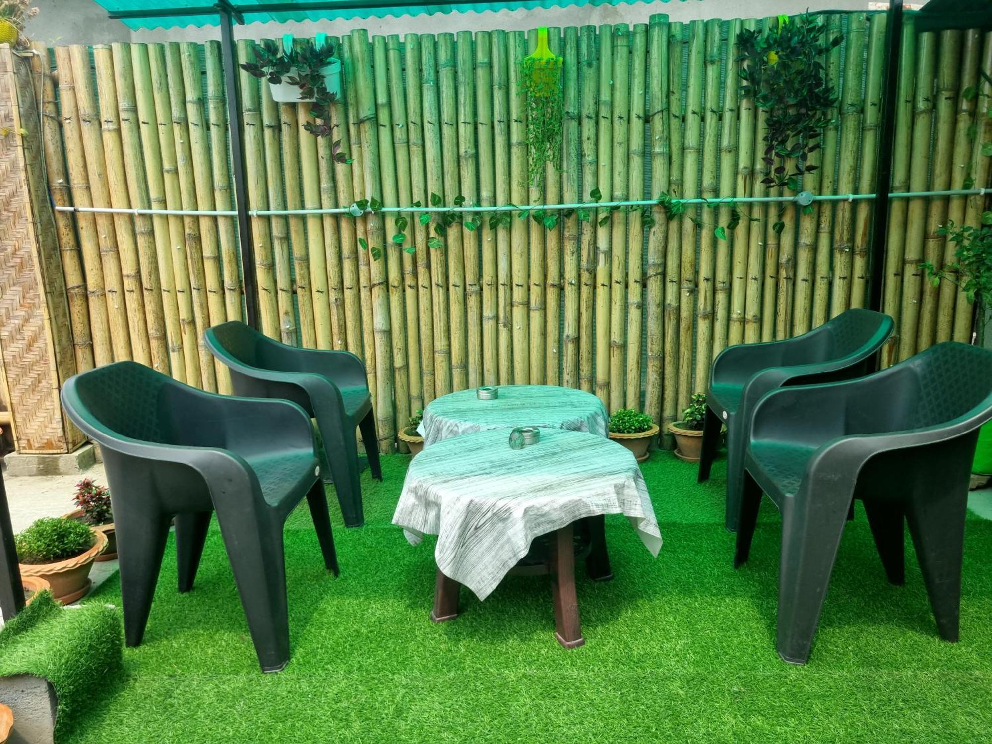 Alohi The Terrace Homestay Tezpur エクステリア 写真